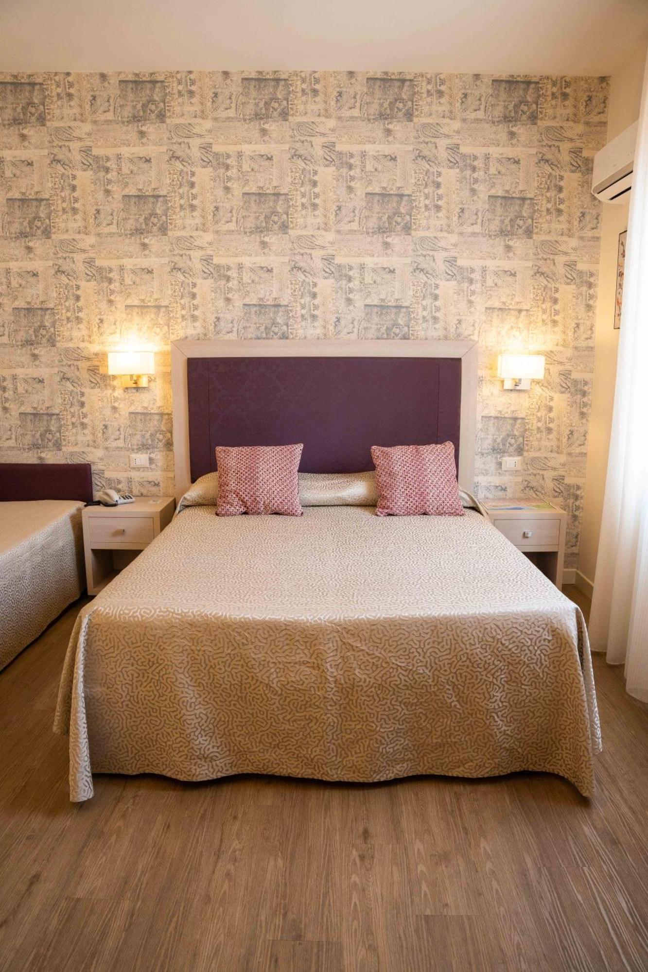 Hotel Pardini Виареджо Екстериор снимка