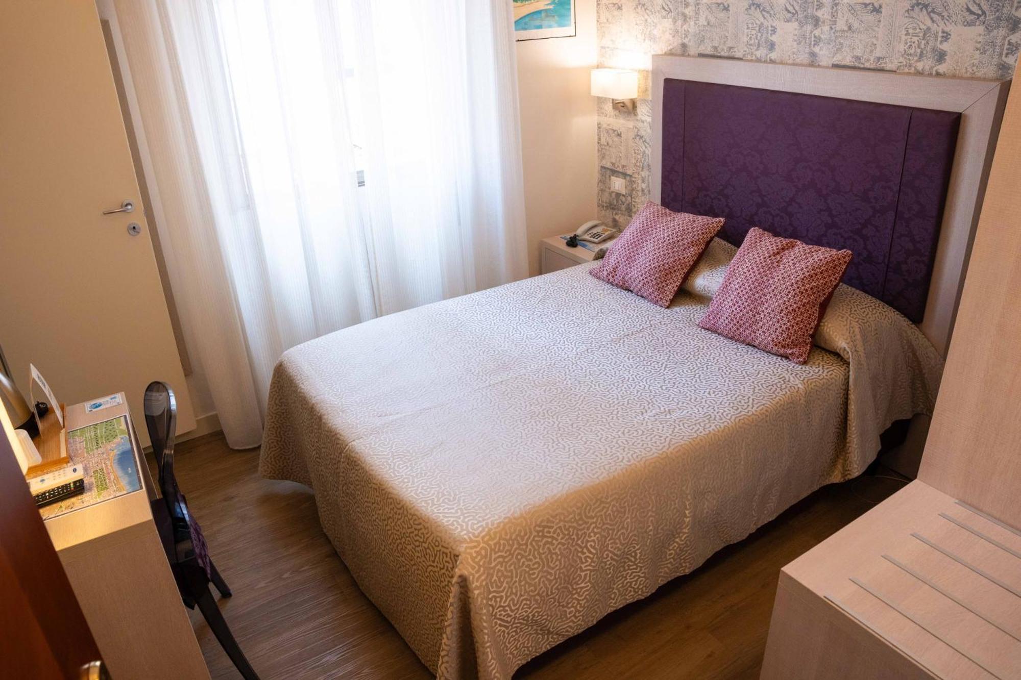 Hotel Pardini Виареджо Екстериор снимка