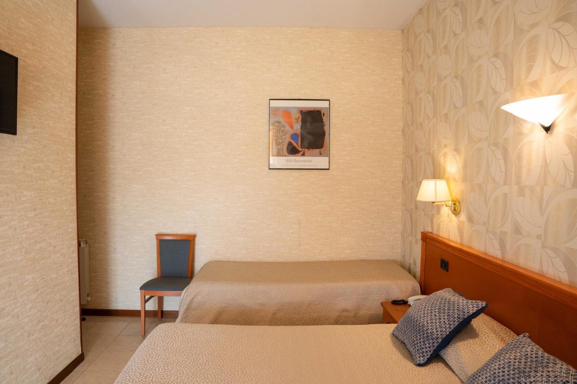 Hotel Pardini Виареджо Екстериор снимка