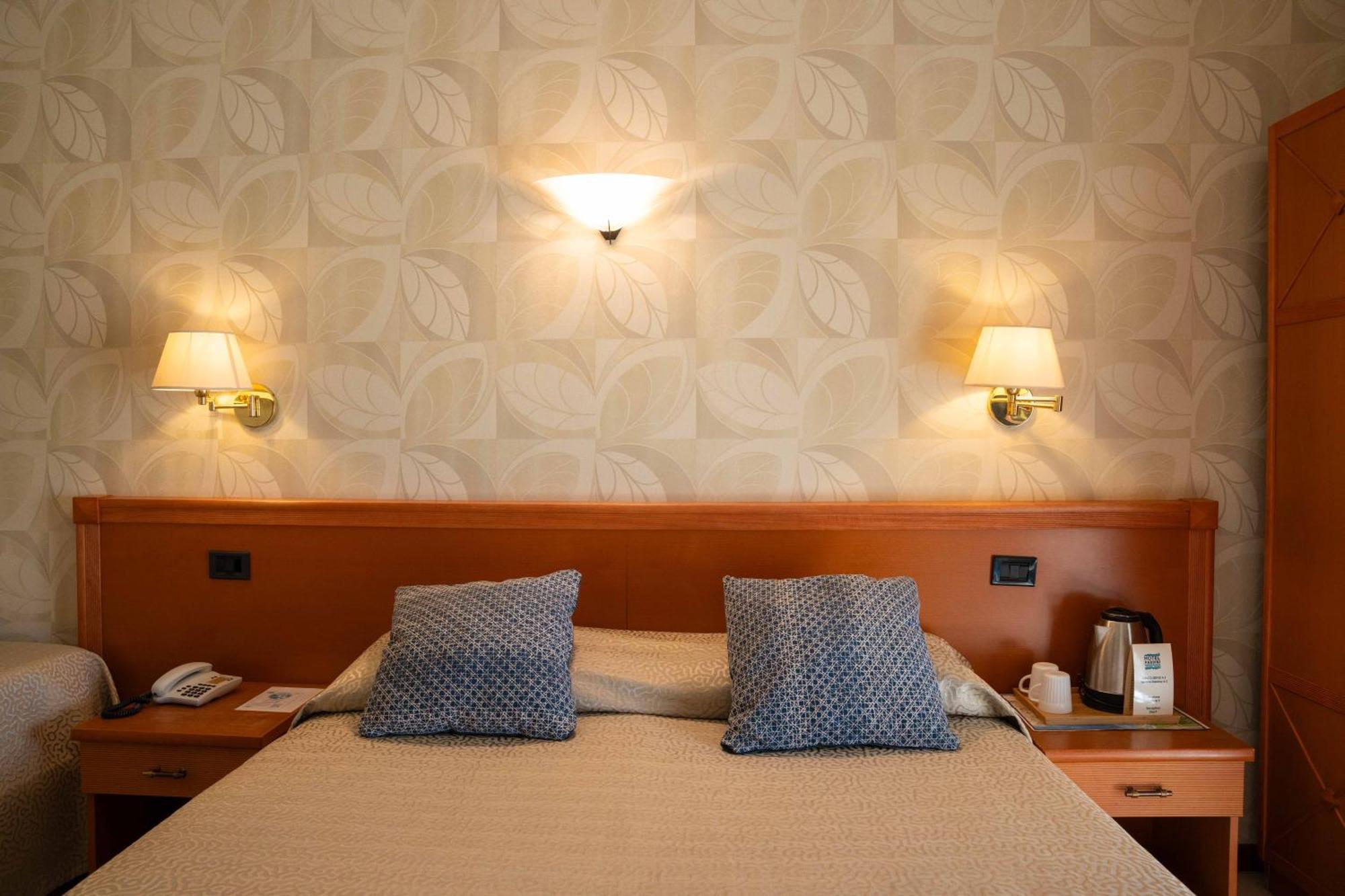 Hotel Pardini Виареджо Екстериор снимка