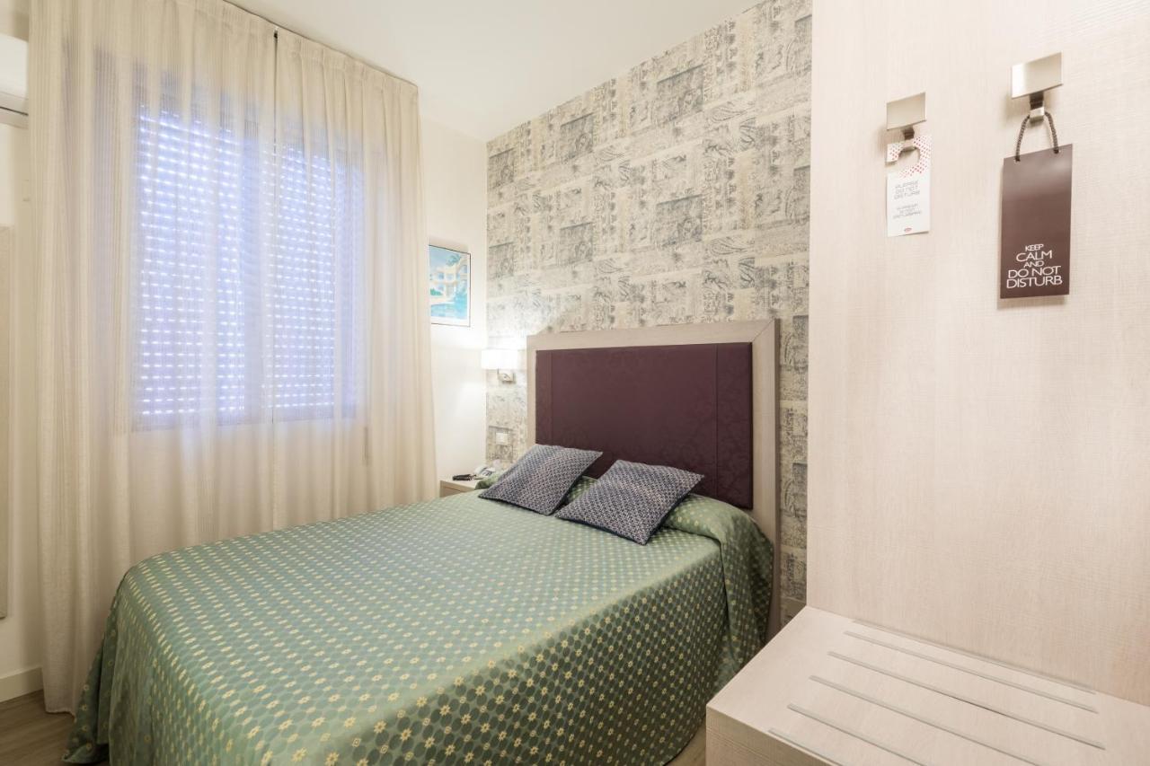 Hotel Pardini Виареджо Екстериор снимка